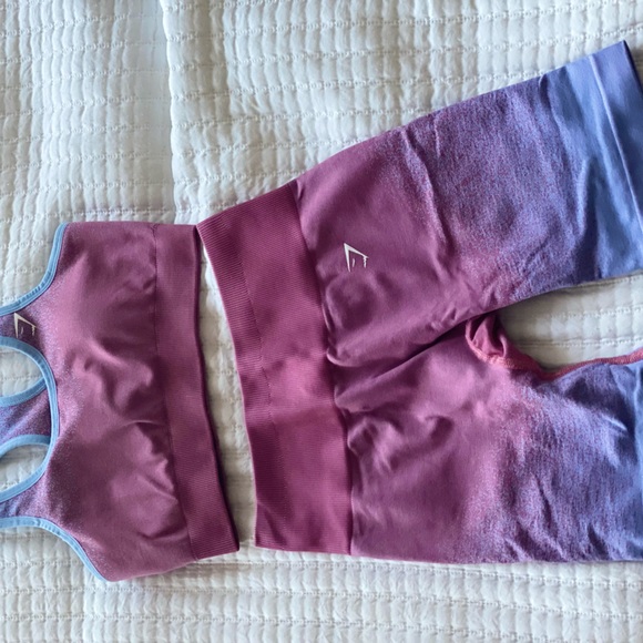 Gymshark set - Picture 1 of 1